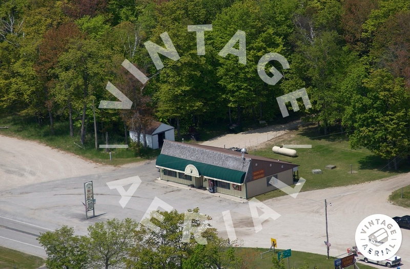 Cut River Inn (Fishers Bar and Restaurant, Callihans) - Cut River Inn 2003 (newer photo)